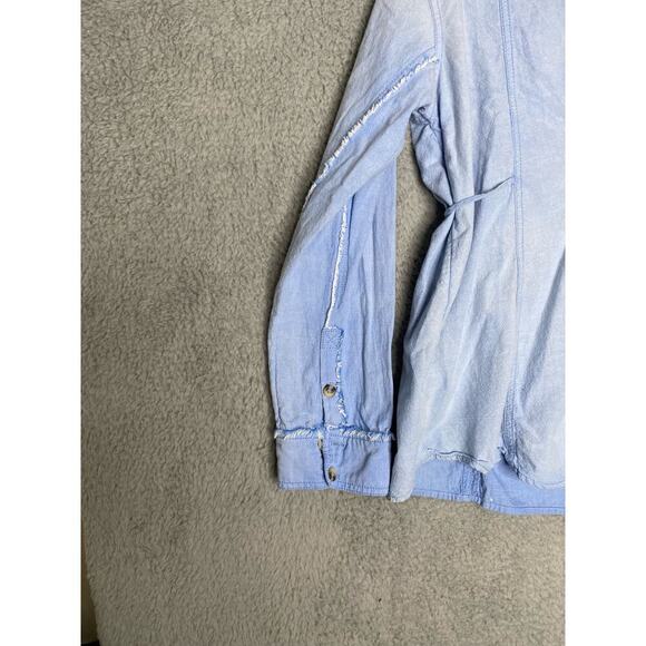 Free people we the free blue denim button up collared lightweight raw hem S - Picture 2 of 13